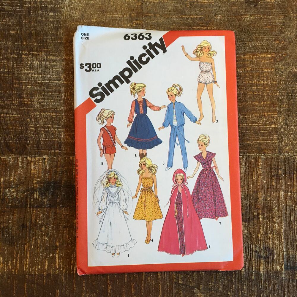 Simplicity Sewing Pattern 8157 11.5" Doll Dress Evening Wardrobe  Barbie UNCUT